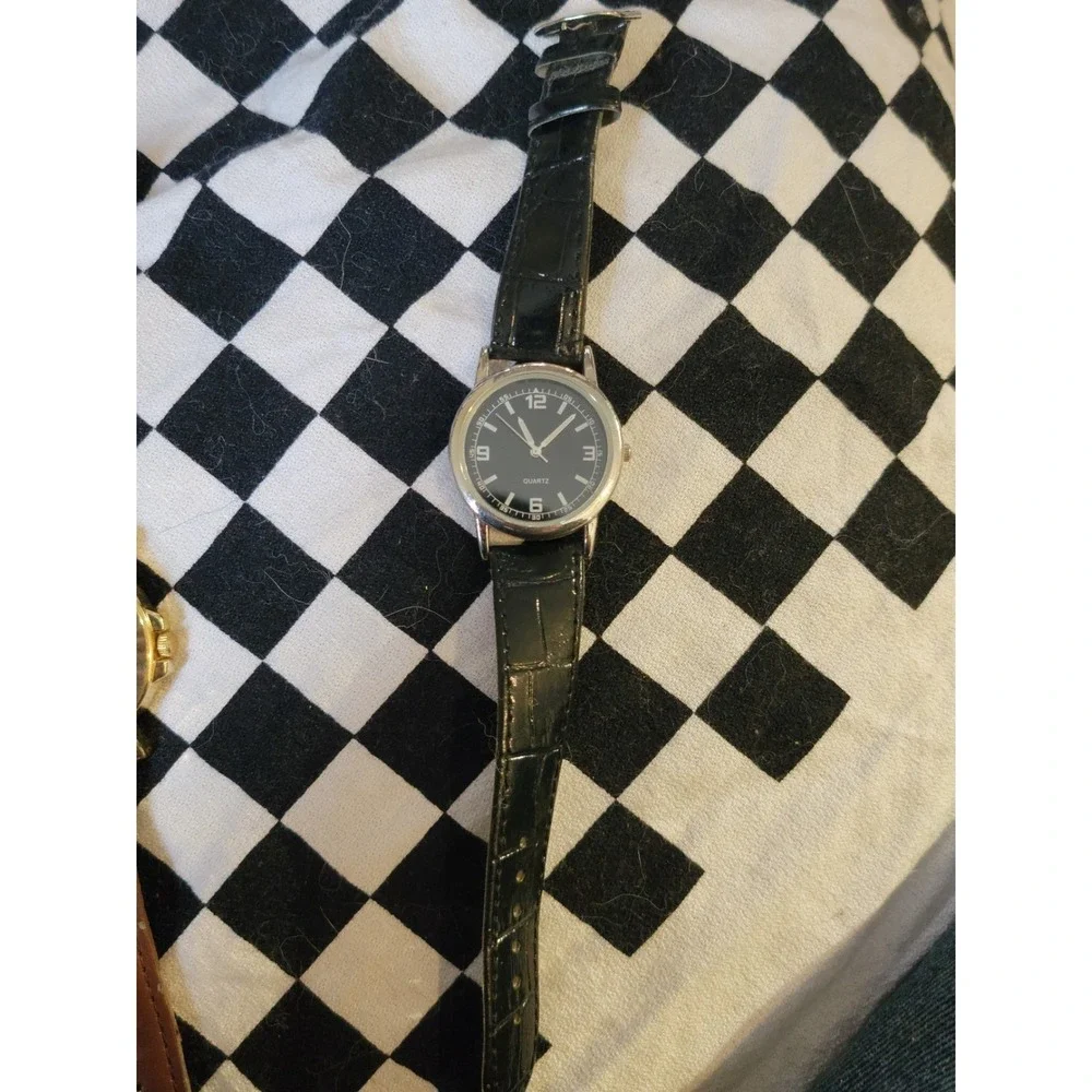 Men's Quartz Watch LOT (2) – Black &‎ Gold – Casual / Dress – As-Is